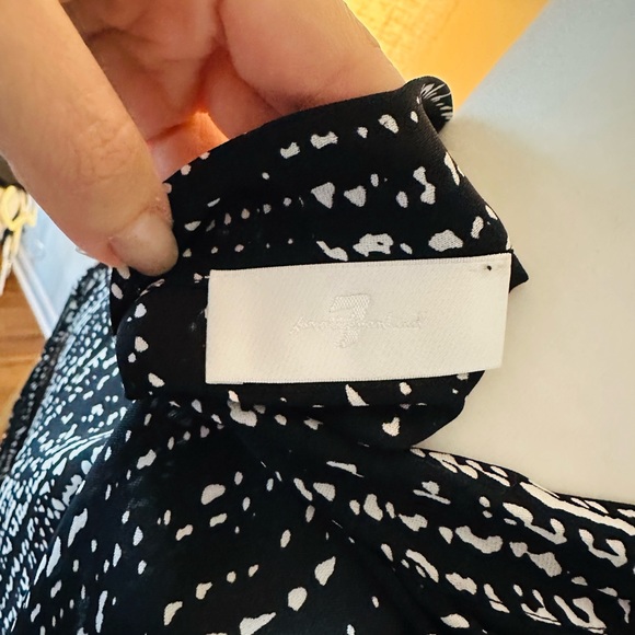 7 For All Mankind Black and White Shirt - Picture 5 of 9